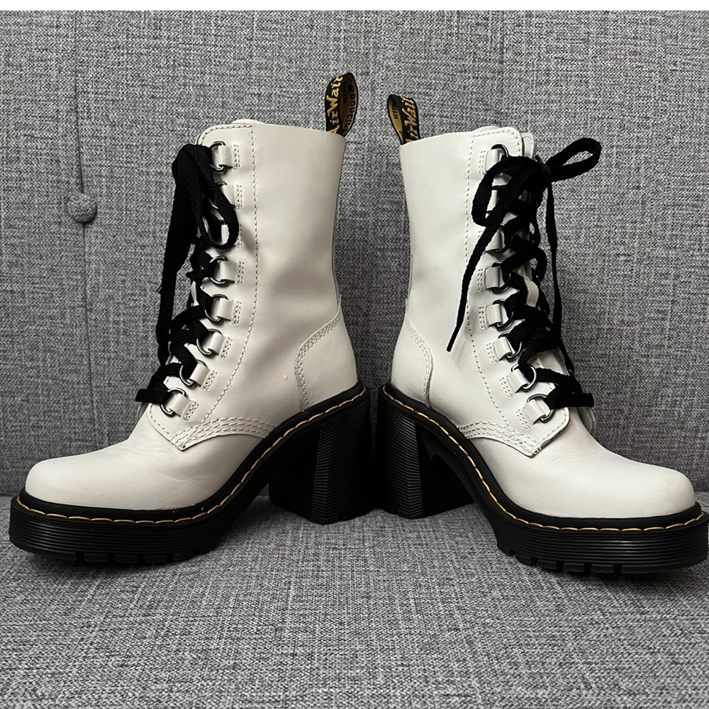 Dr. Martens White Flared Heel Boots. Size 5 fits like a 6 - Picture 3 of 9